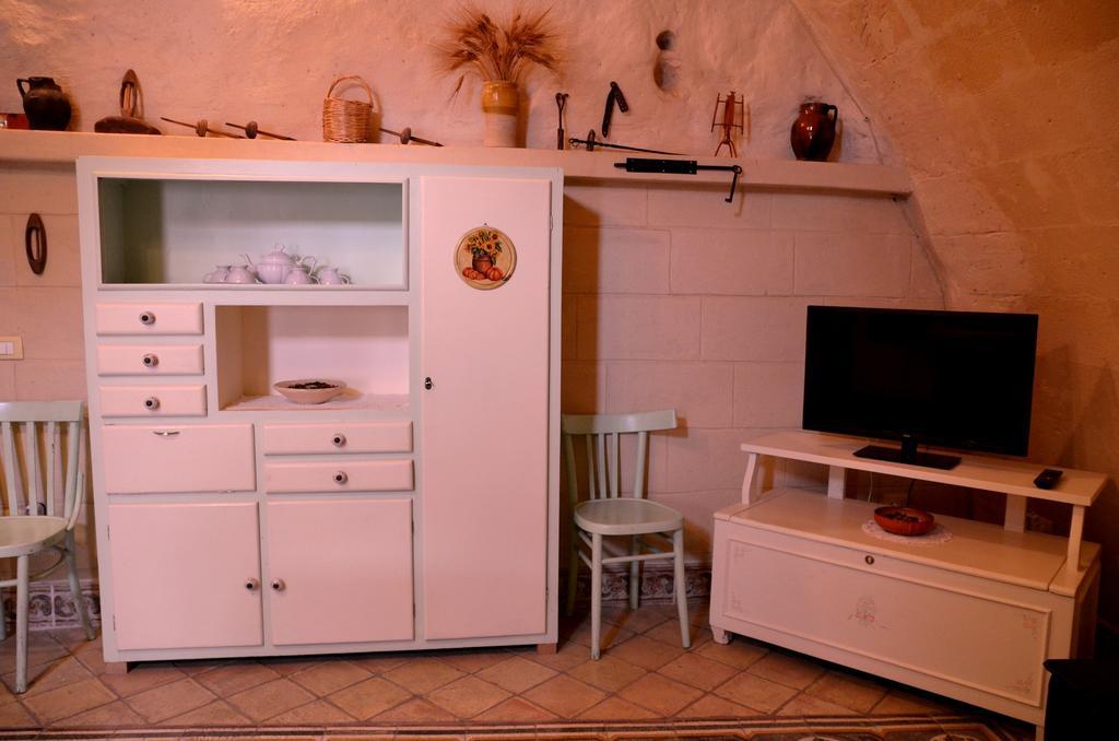Casa Contini Βίλα Ματέρα Δωμάτιο φωτογραφία